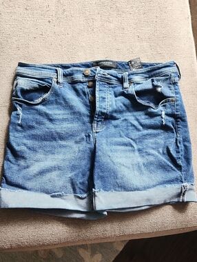 Liverpool Women's Keeper Boyfriend Denim Shorts